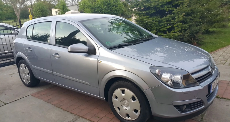 Opel Astra cena 13300 przebieg: 164000, rok produkcji 2005 z Jarosław małe 191